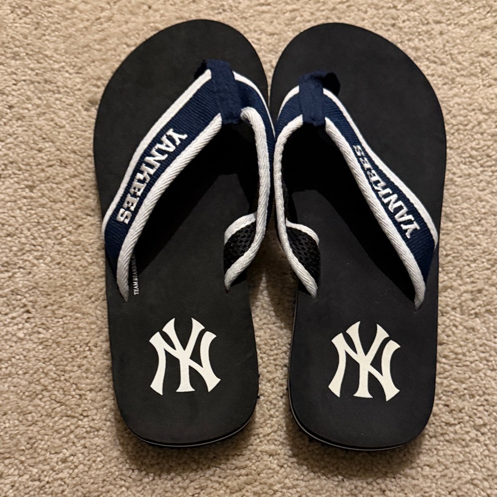 Yankees Navy and White Flip-Flops